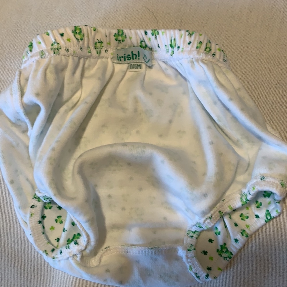 6/$20 or $10 without bundle ☘️ Irish 2-Piece outfit New Without Tags! 0-6 M - Picture 7 of 9